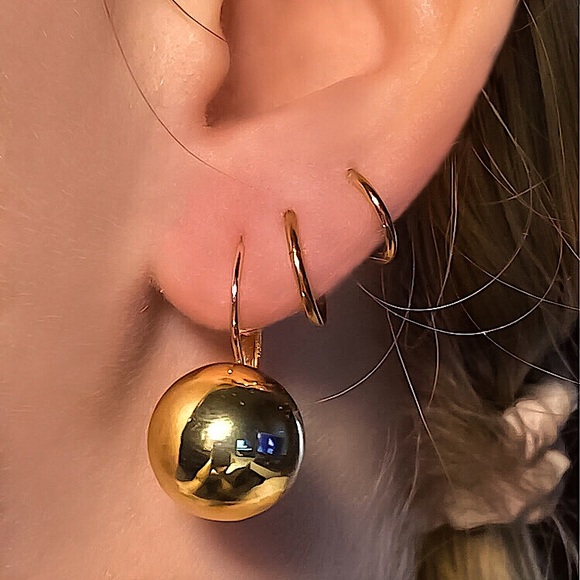⚜️[𝟯/$𝟮𝟴]⚜️Big Gold Ball Dangle Earrings NEW - Picture 3 of 8